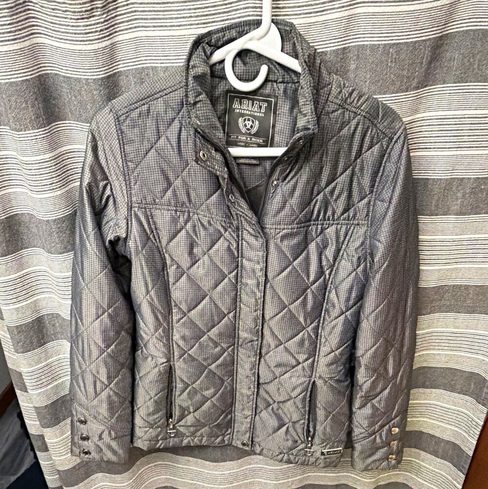 Ariat International Women’s Medium Gray Houndstooth Quilted Riding Jacket